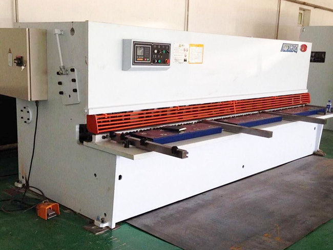 WK67E数控剪板机